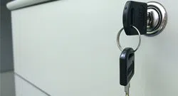 Super Locksmith Service Beverly Hills, CA 310-955-1395 Super Locksmith Service Beverly Hills, CA 310-955-1395 - unlocking-file-cabinet